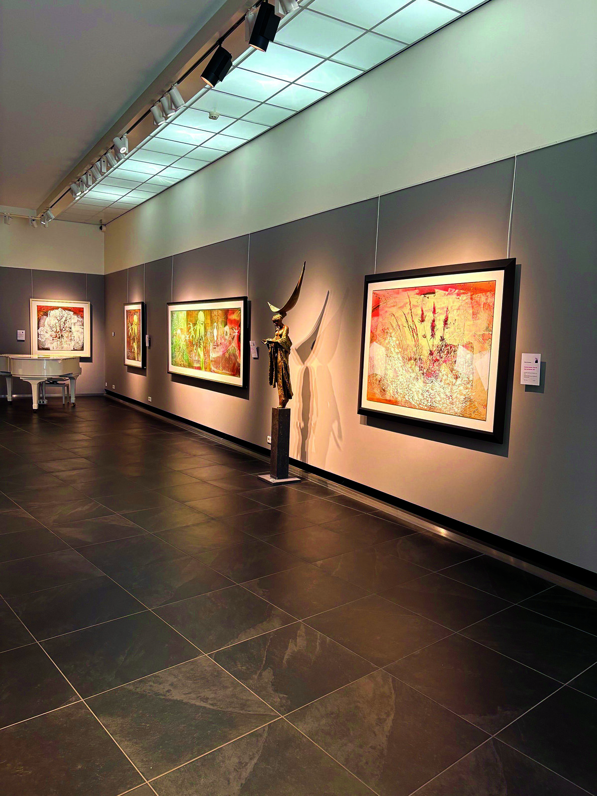 expositie met vleugel