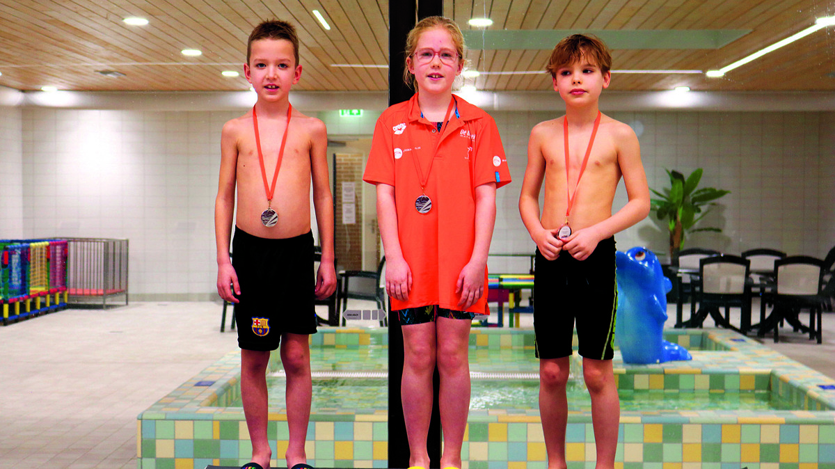 CB 2025 - jongste zwemmertjes.JPG