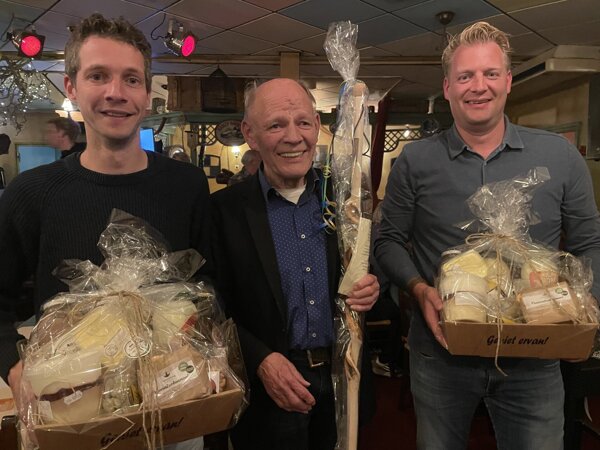 Afscheid drie b.leden.jpeg