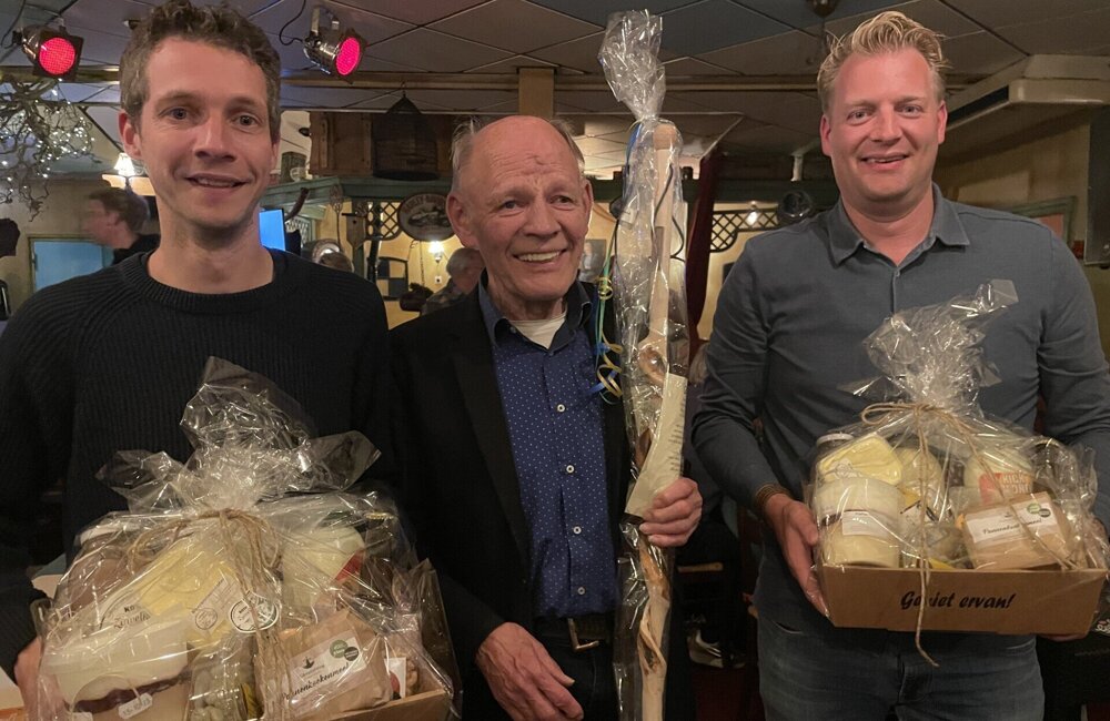 Afscheid drie b.leden.jpeg