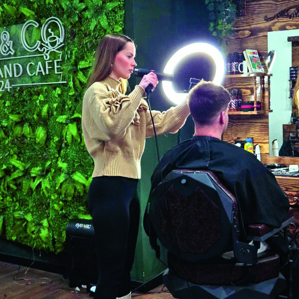 FOTO PERSBERICHT REBEL.jpg