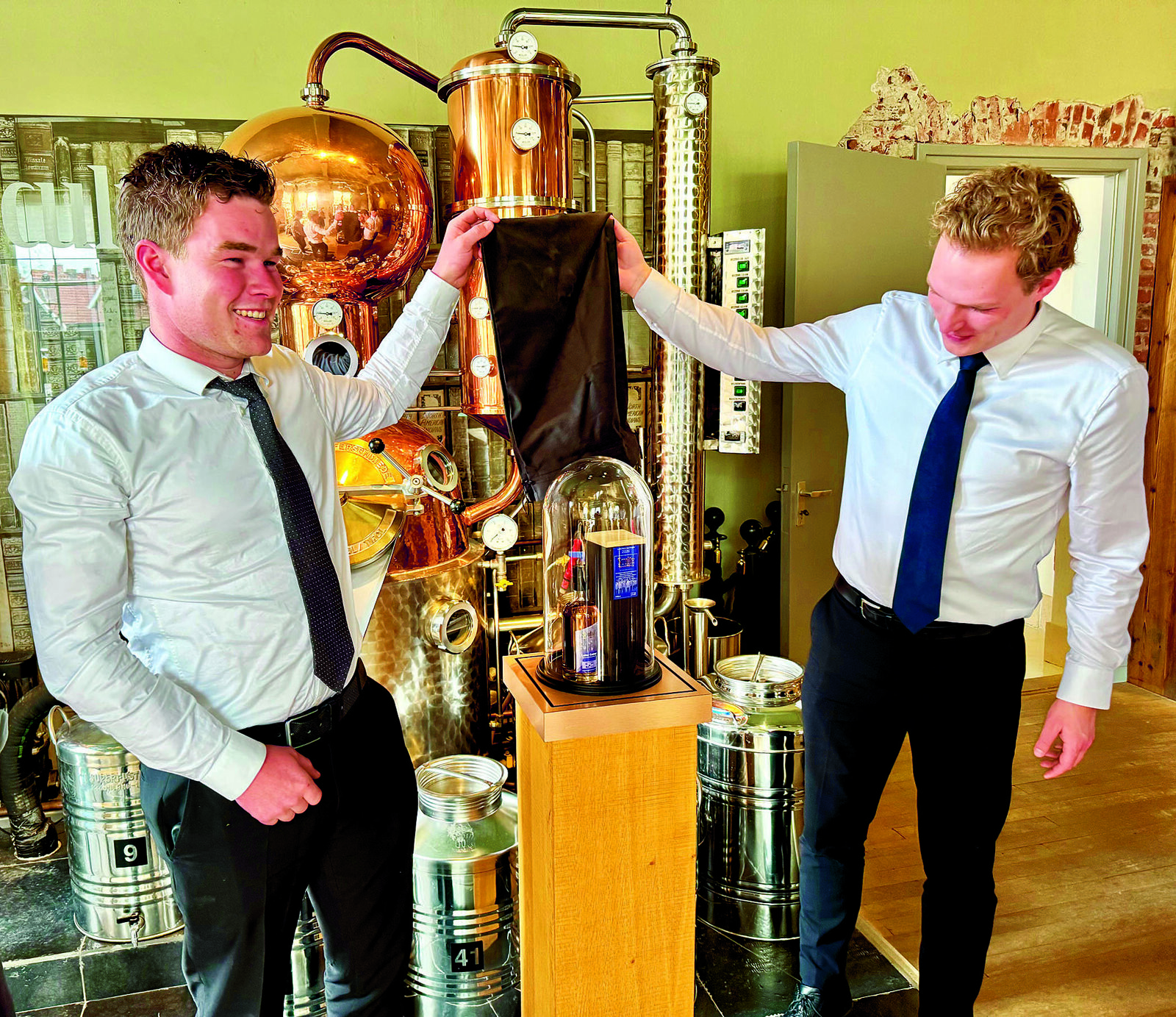 De onthulling van de nieuwe Paas-whisky..jpeg